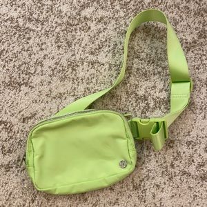 Lululemon fanny pack